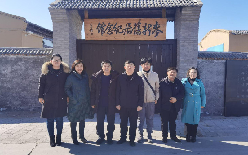 合影留念.jpg 合影留念.jpg