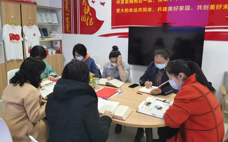 活动现场 (1).jpg 活动现场 (1).jpg