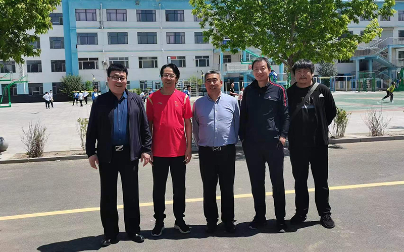 走进通辽市科尔沁左翼中旗蒙古族学校.jpg