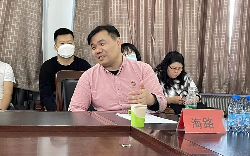 会议现场1.jpg