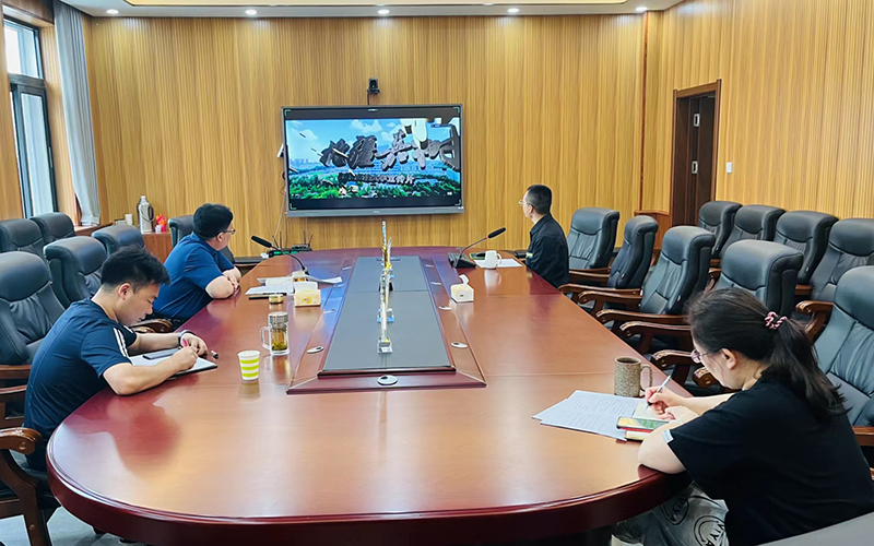 招聘会现场.jpg