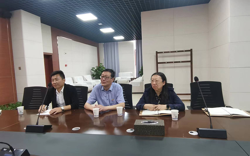 会议现场1.jpg