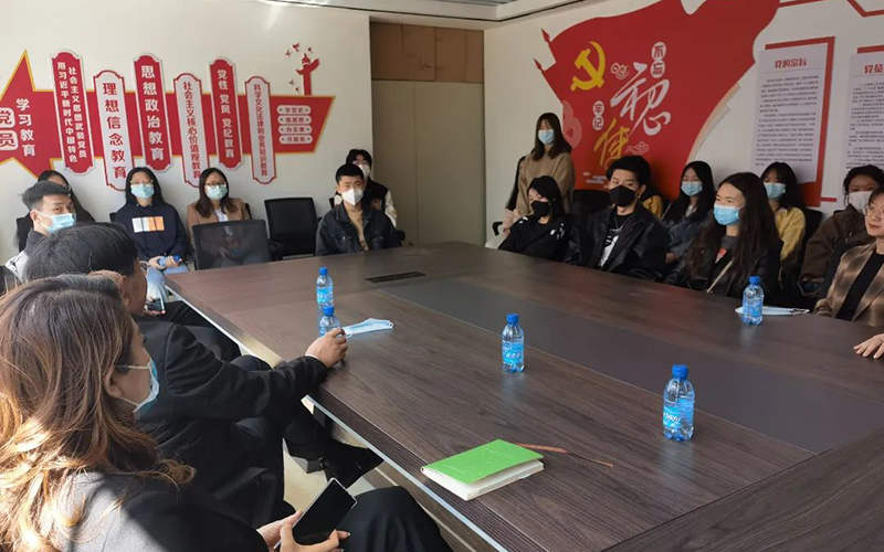 会议现场3.jpg