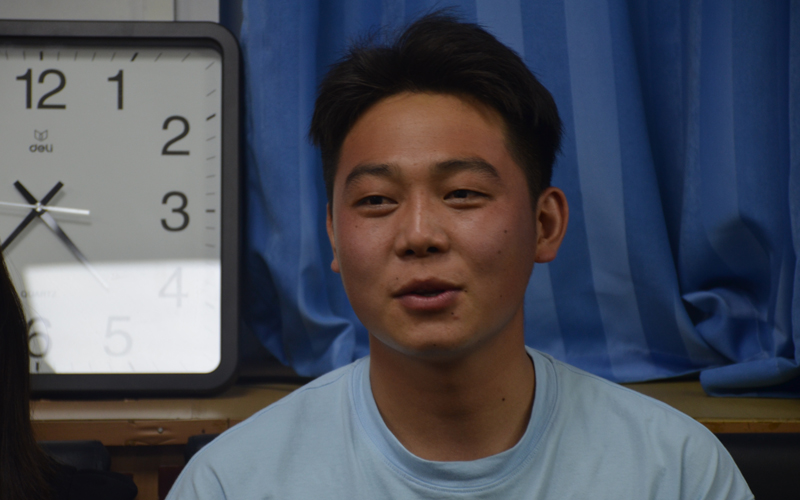 10学生代表发言.JPG