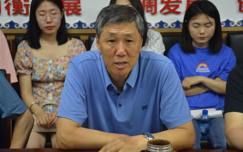 3韩海山院长讲话.JPG