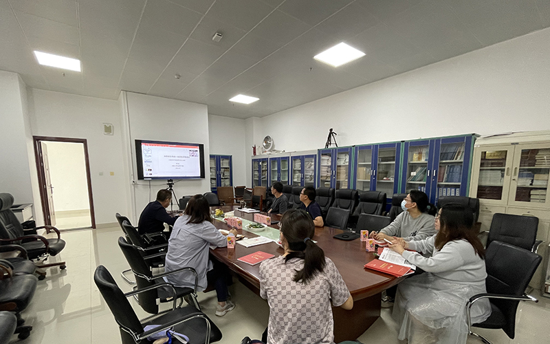 邢万金教授讲座中线下会场3.jpg
