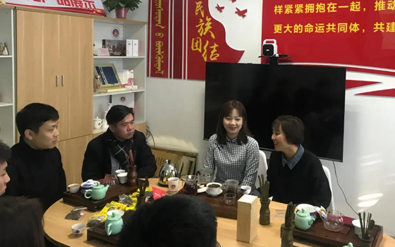 分享现场.jpg 分享现场.jpg