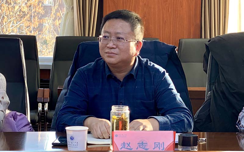 8 奈曼旗委宣传部部长赵志刚讲话.jpg 8 奈曼旗委宣传部部长赵志刚讲话.jpg