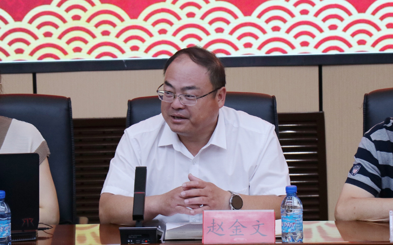 党总支副书记赵金文主持会议.jpg 党总支副书记赵金文主持会议.jpg
