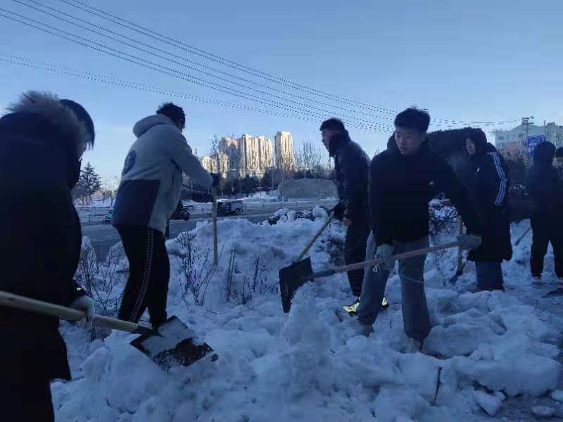 扫雪现场1.jpg