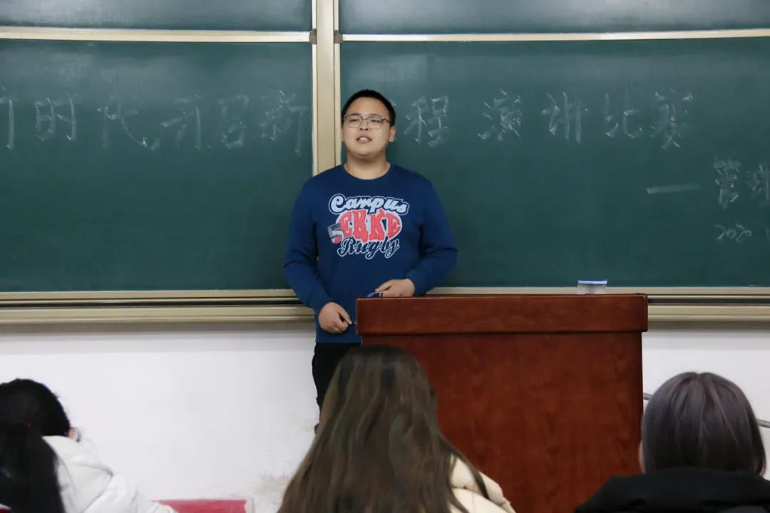 比赛现场2.jpg
