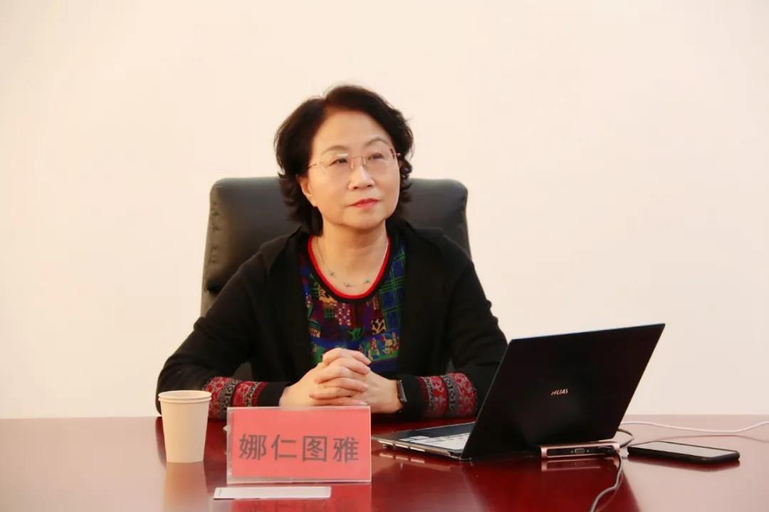 （欧宝体育网址登陆入口
党总支书记娜仁图雅教授主讲）.jpg