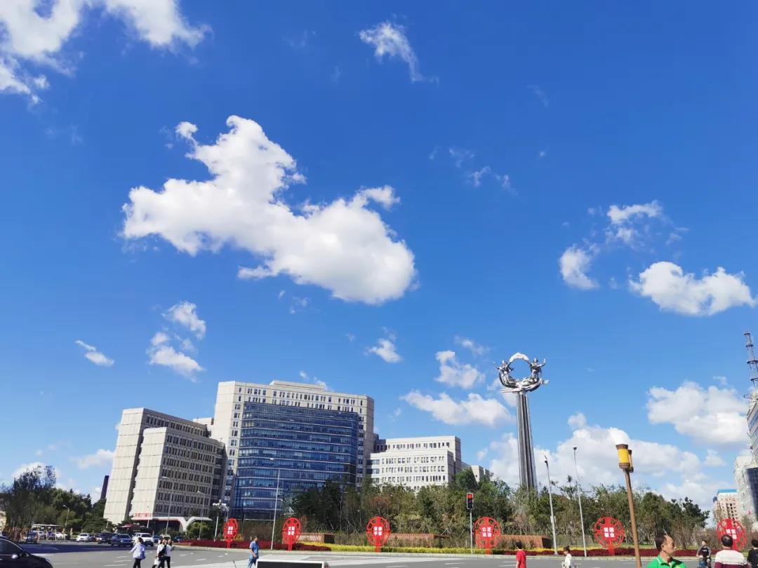 （三等奖：18空乘三班 路遥）.jpg