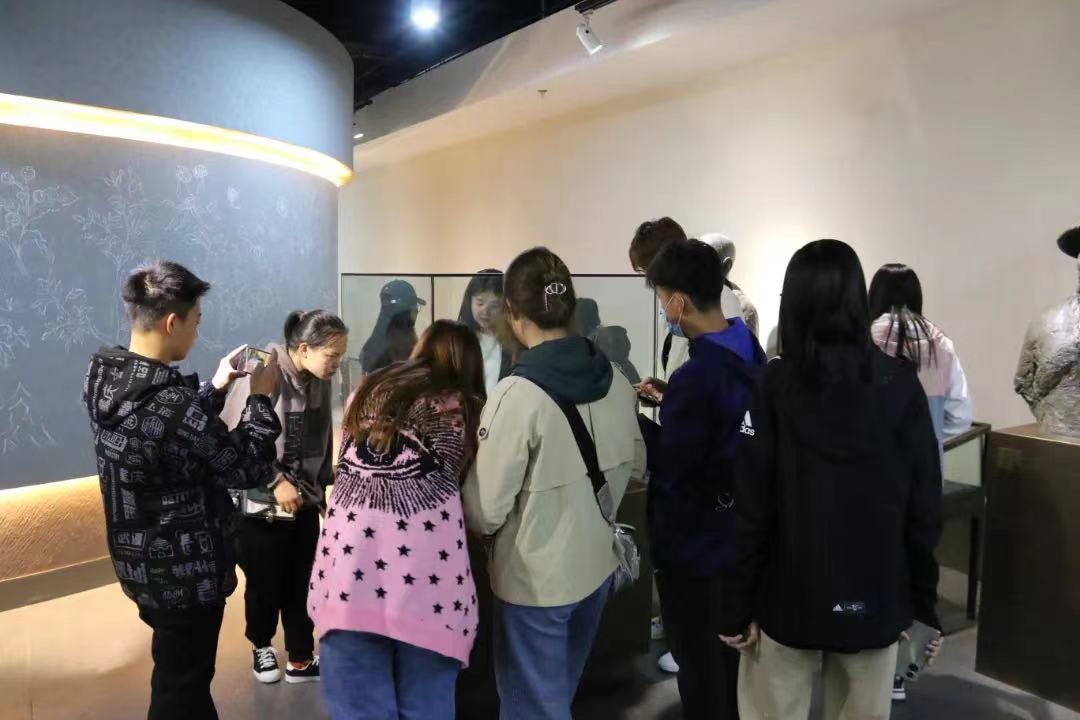 微信图片_20211008083458.jpg