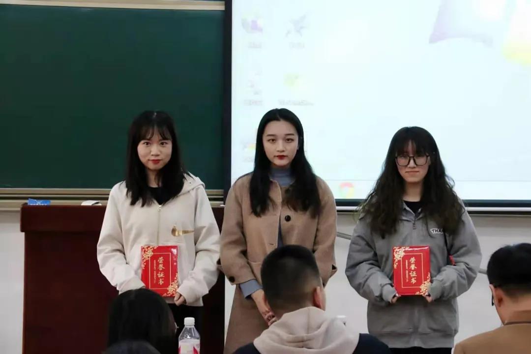 颁奖现场2.jpg