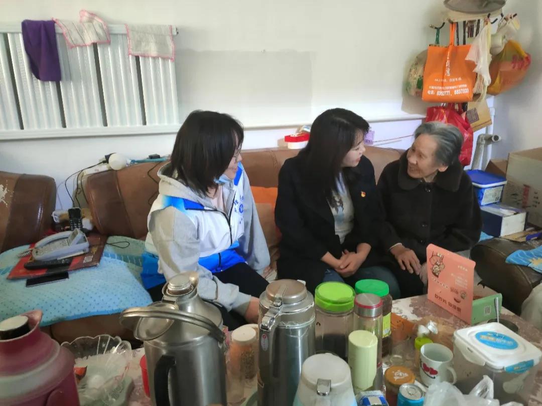慰问现场3.jpg