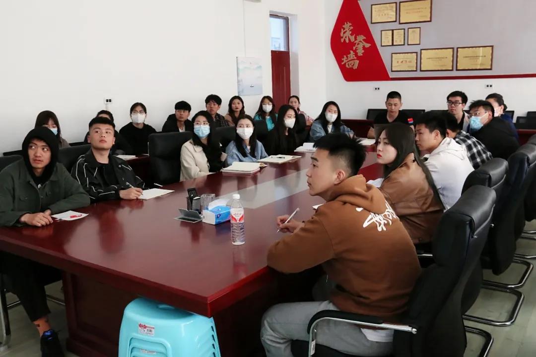 活动现场1.jpg