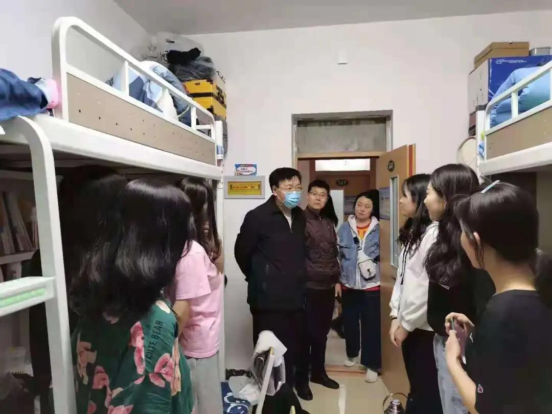 检查现场1.jpg
