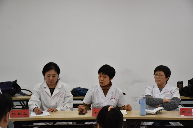 会议现场1.jpg