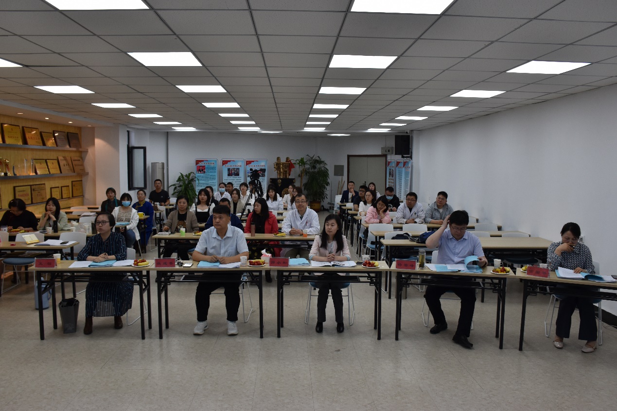 答辩委员会.jpg